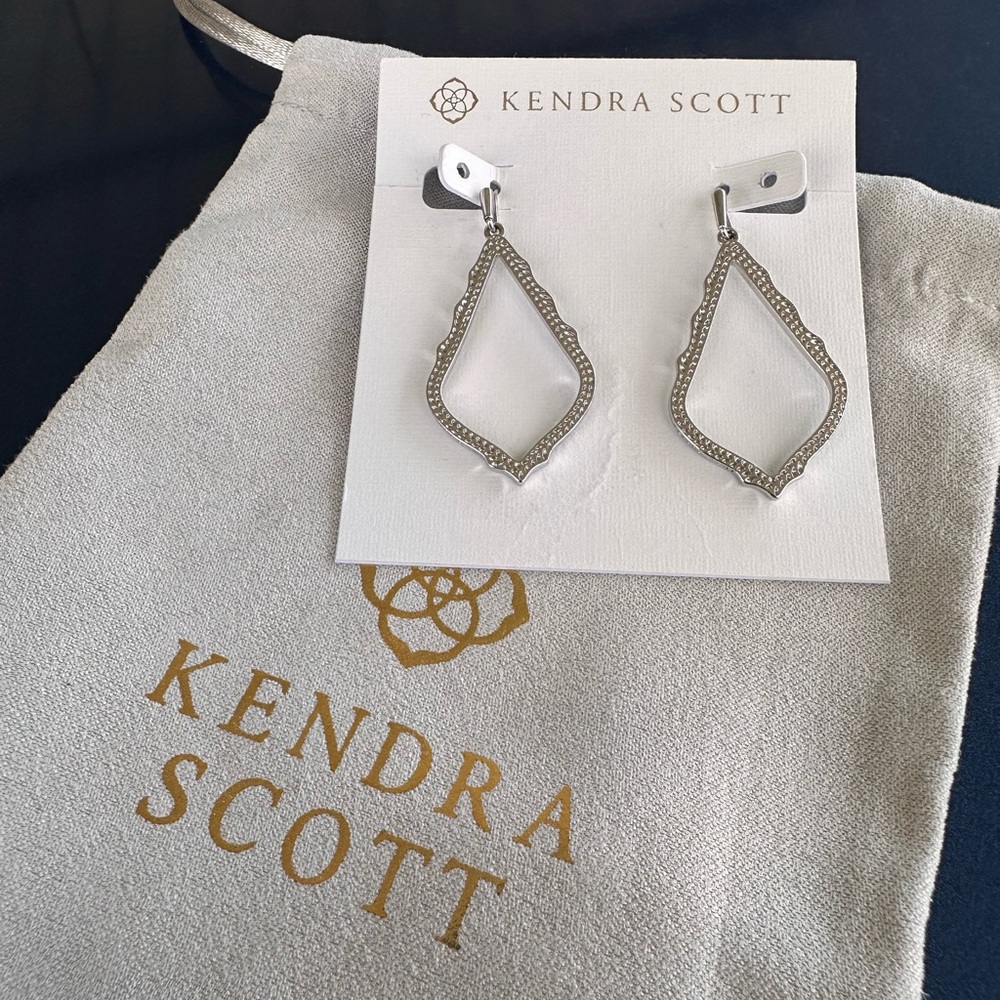 Kendra Scott Sophia Earrings